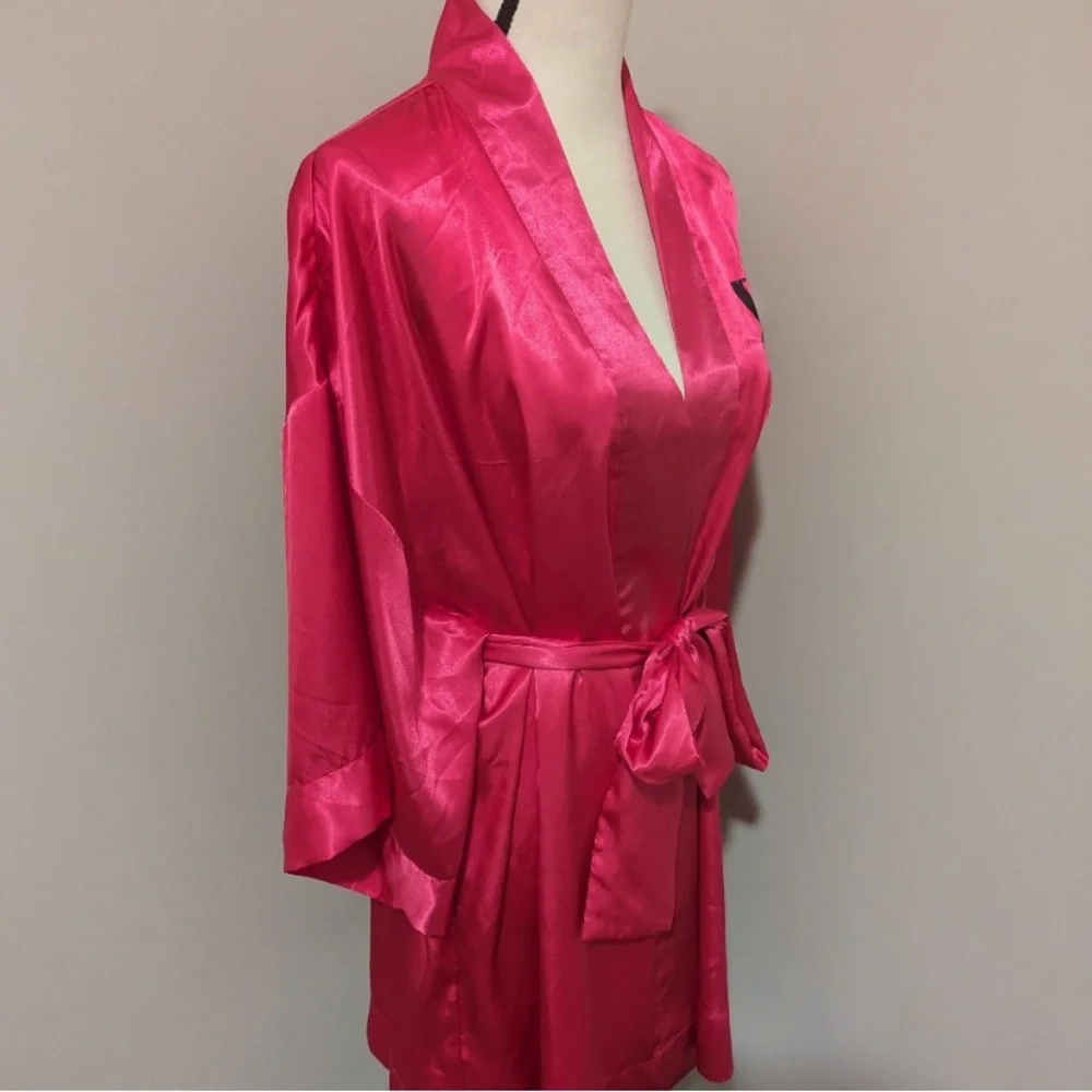 EXTREMELY RARE Victorias Secret NYC Fashion Show 2011 Silk Kimono